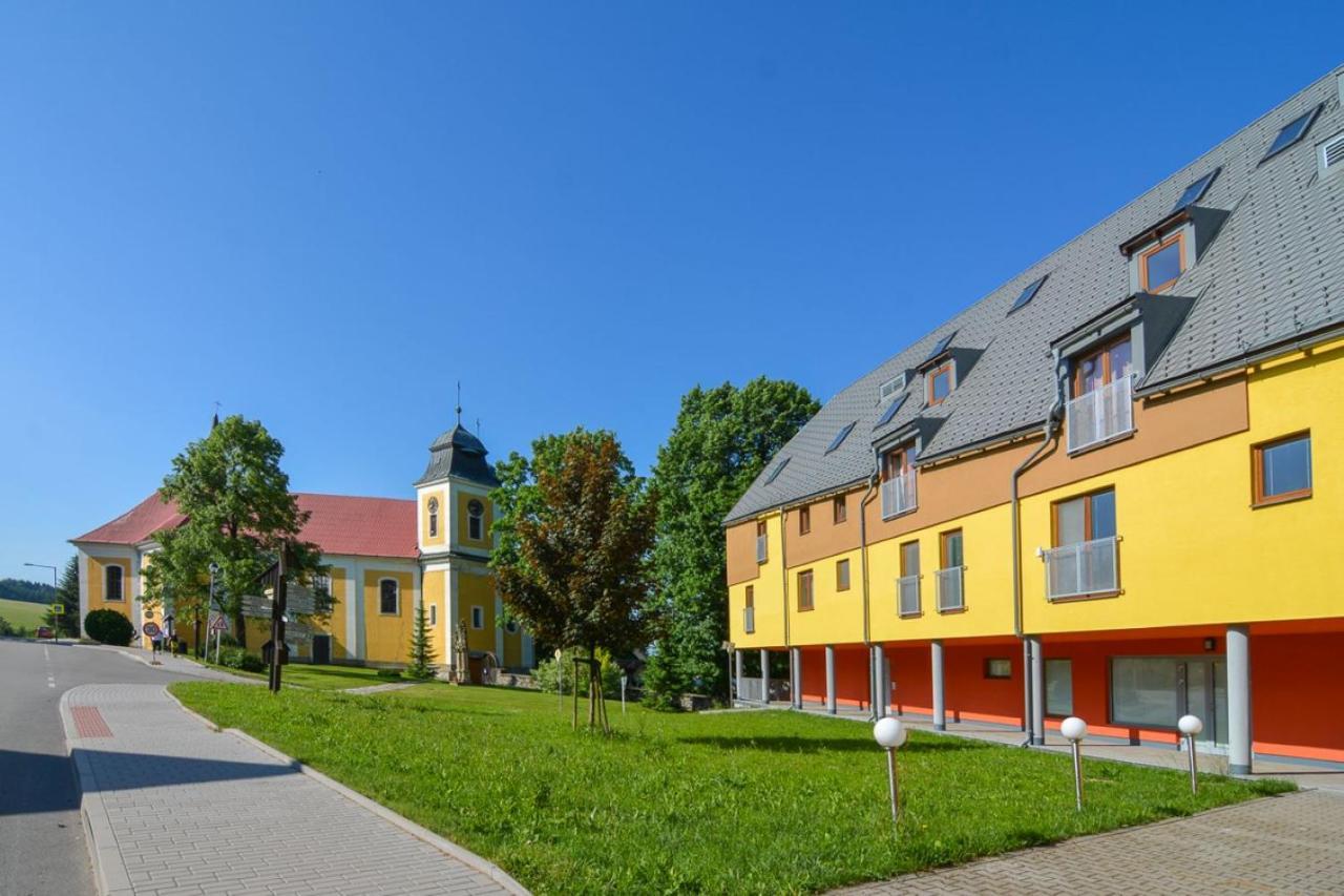 Apartman U Kostela Дештне в Орлицких горах Экстерьер фото